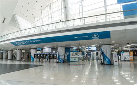 서울역 인천공항 직통열차: 도시의 맥박을 느끼는 철도 여행